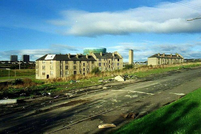 oakroyd's tweet photo. Some old pics of Blackhill. Images from Alex Glass, Gordon Rule, Alan Knight, Mirror Group. #Glasgow @claudiamclean22 https://t.co/6WqaAlEFyI