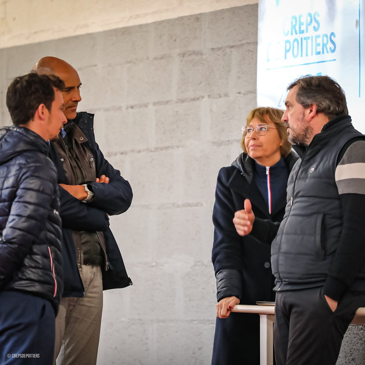 CREPS de Poitiers (@creps86) on Twitter photo 🔥🥇🏃👉 Stage national du pôle France @ffsasportadapte Athlétisme, en perspective des jeux européens 2022, qui se tiendront à Cracovie en juillet!
26 athlètes, leur staff au complet... et la présence du champion paralympique sur 400m (T20), Charles Antoine KOAKOU ! 🔥🥇🏃👉 Stage national du pôle France @ffsasportadapte Athlétisme, en perspective des jeux européens 2022, qui se tiendront à Cracovie en juillet!
26 athlètes, leur staff au complet... et la présence du champion paralympique sur 400m (T20), Charles Antoine KOAKOU !