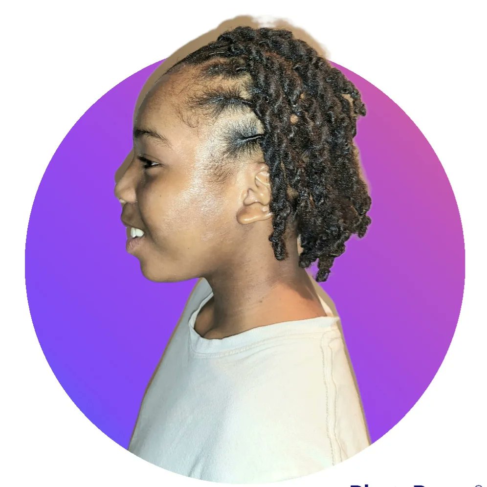 KimsueHairArt's tweet photo. Greetings Healthy Hair Family...
Child With Crown. You write a caption 🥰
Whose Hands Are In Your Crown ⁉️
https://t.co/EVrcIr0coP 
#kidshairstyles #kidswithlocs
#kidshair #conciergebeauty #mobilebeauty #Communitystylist #kimsuedunn #itsalifestyle #HealthyHairDoc #hairmaster https://t.co/CtmTTXrmVK