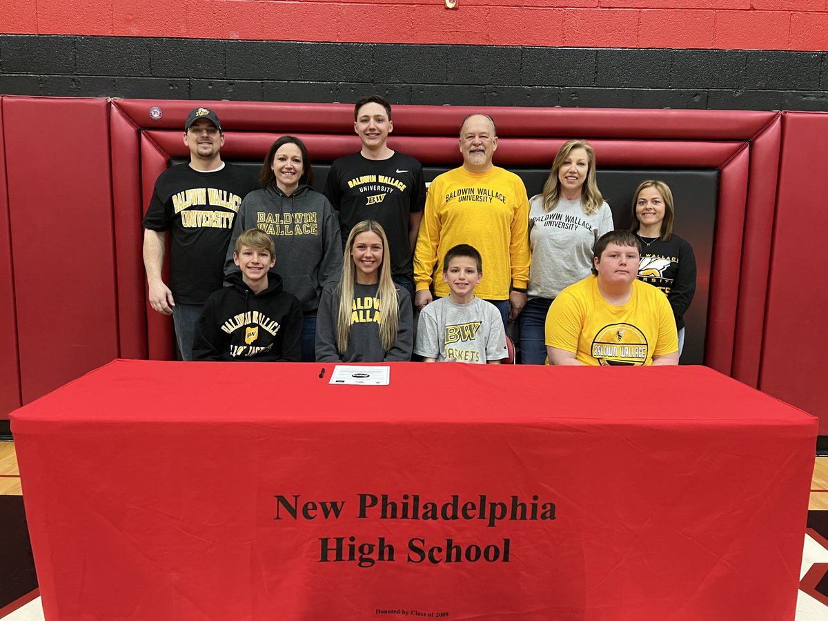 NPCitySchools's tweet photo. Congratulations Alyssa Miller!!!
Alyssa signed her National Letter of Intent to play Basketball and continue her academic career at Baldwin Wallace!
#ExperienceNP #NPCommUNITY #Quakerpride #teamworkNP https://t.co/KxyVbwD2Pf