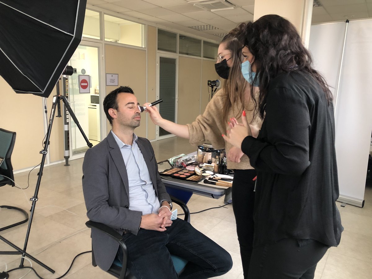 #TALENTS 👩🏻‍💼👨🏿‍💼
Nous sommes fiers de nos coéquipiers🤩
Florian, Amanda, Adrien, Sarah, Jordan, Lisa, Serge, Amélie, Hatem et Yann ont choisi de nous rejoindre il y a moins de deux ans.
160 postes en #CDI et 80 postes en #alternance sont à pourvoir en 2022 👇
lnkd.in/d6pFhcV