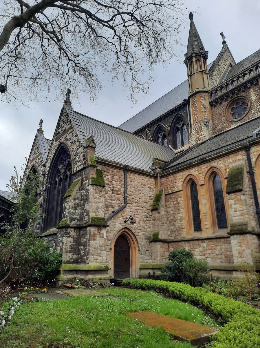 Medieval Research Centre UoL tweet media