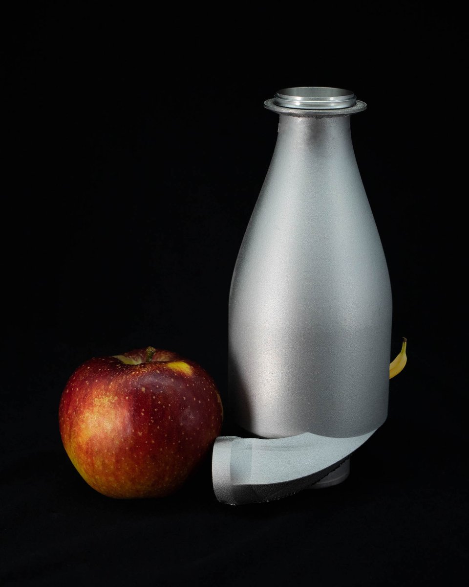 aconity3d's tweet photo. An apple for scale keeps the banana away. ๐๐
Meet our #PartoftheWeek ๐
Part: Cyclone Seperator
Material: In718
Machine: Aconity๐๐๐ฟ๐+
#3DPrinting #LPBF #AdditiveManufacturing #Aconity3D #3Dprint #Aachen #appleforscale #bananaforscale https://t.co/oyTW3dp2Nw