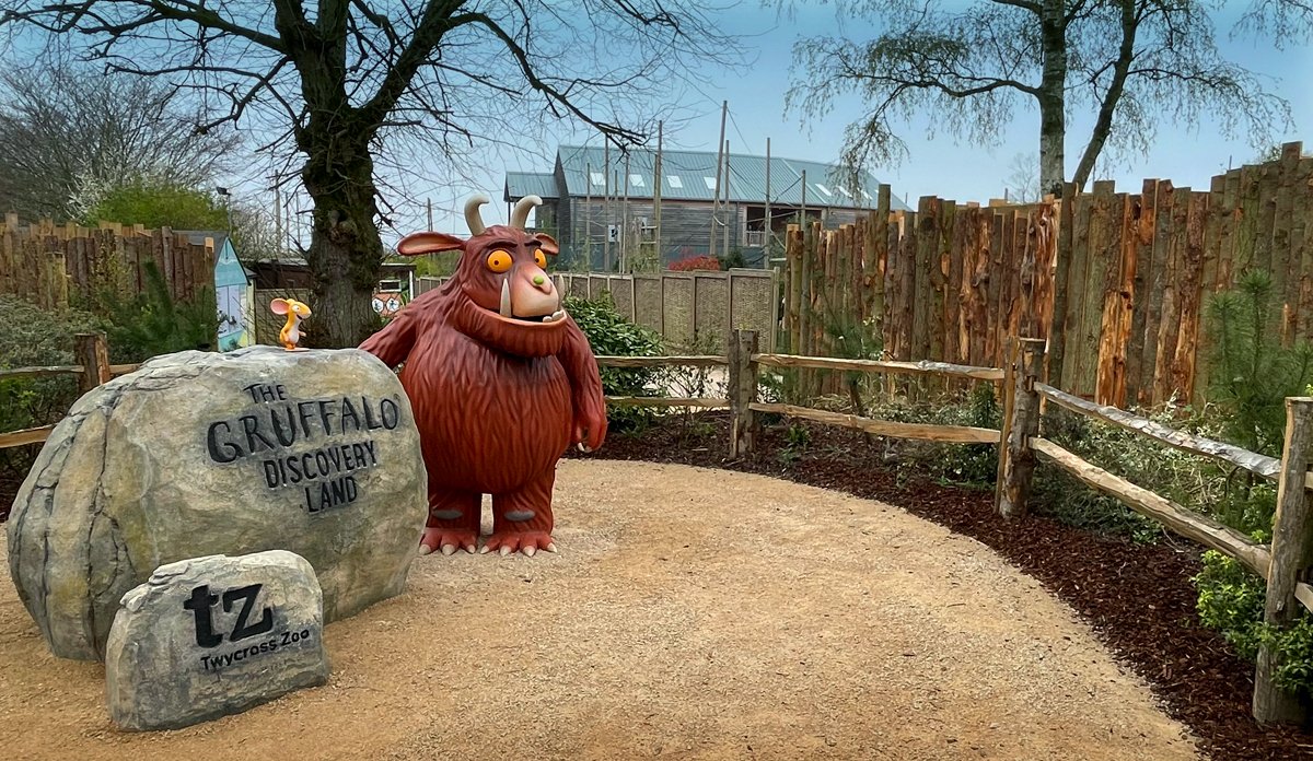weedonarch's tweet photo. A delight to be involved as lead consultant with #TwycrossZoo on this project, working with Dominic Cole Landscape Architects and @RMAthemed Great to be able to share a project with our children too! #themedattractions #leisureindustry @WatesGroup https://t.co/IJYz6FB8kk