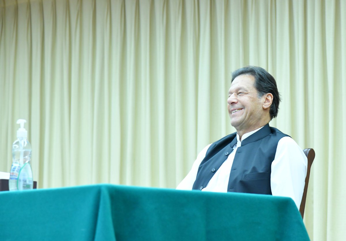 PakPMO's tweet photo. Prime Minister @ImranKhanPTI presides over the Parliamentary Party Meeting: https://t.co/KrMrHJai7J