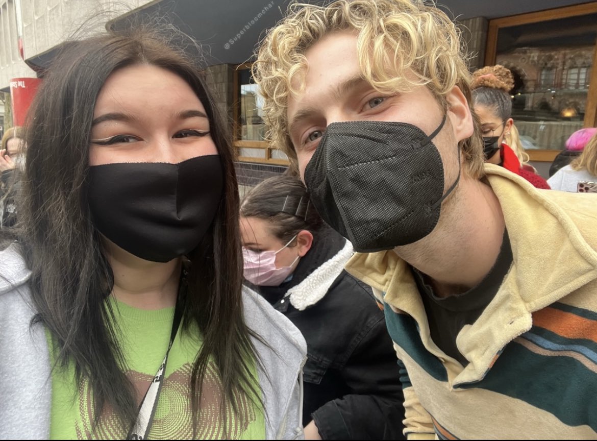 Char | IS NOT OK ⭐️ tweet media