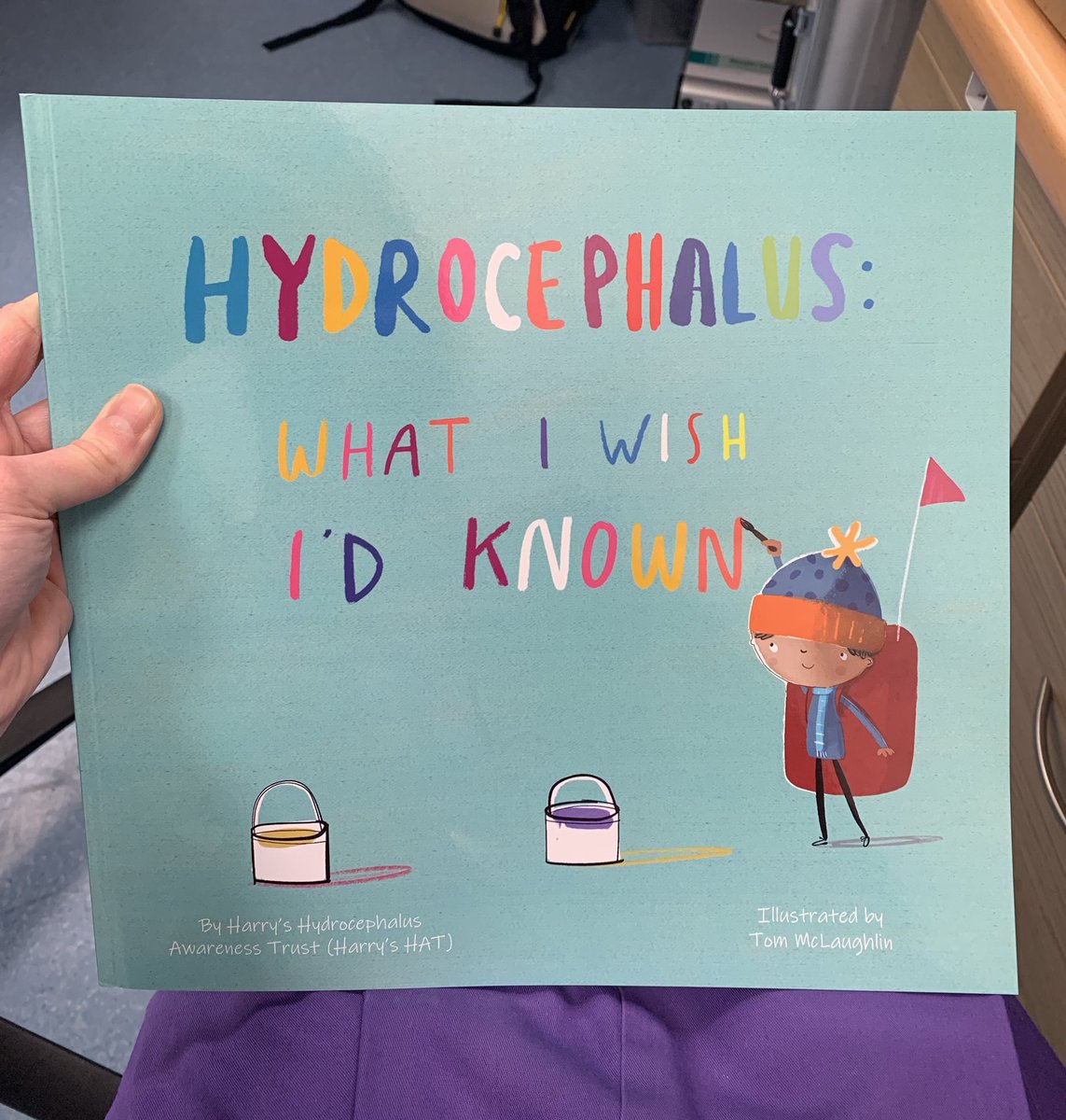 mollygill92's tweet photo. Thank you @HarrysHAT5 for the delivery this week! Really useful and will be great for some of our families 😊 https://t.co/61HRYfcVPR