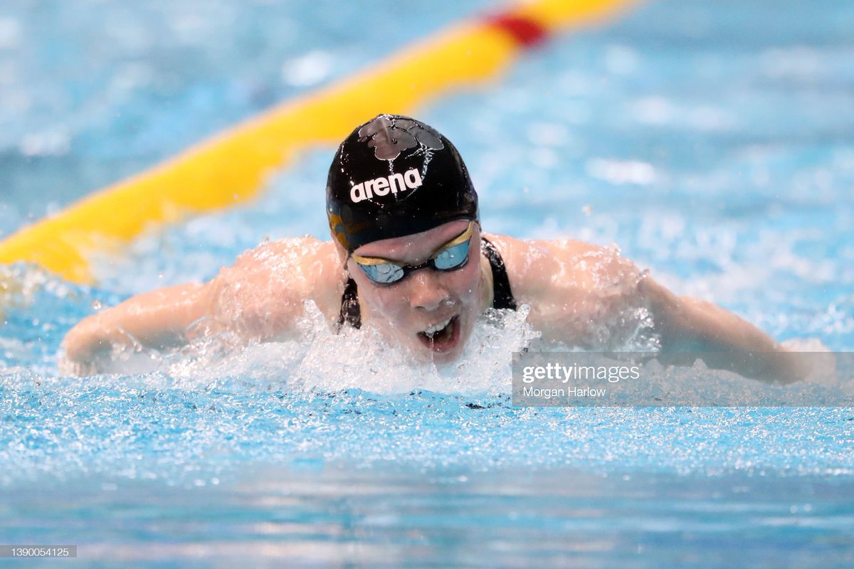 Laura Stephens tweet media