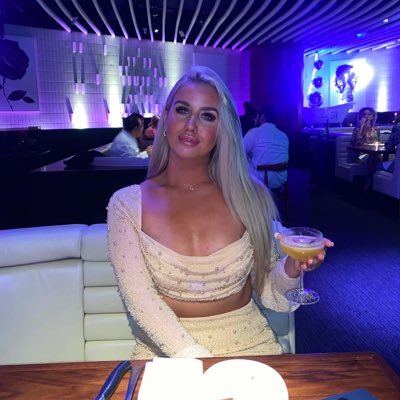 charlieefitz's tweet photo. #NewProfilePic https://t.co/iCQVNj8pYm