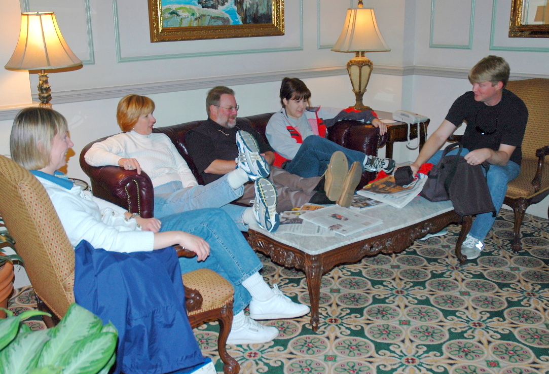 Wood_Partners's tweet photo. This week's #Throwback goes all the way to a 2005 Feld Trip to Charlotte! The WP staff enjoyed the Charlotte Motor Speedway and leisure time together! https://t.co/f5t5Zr6Ax3