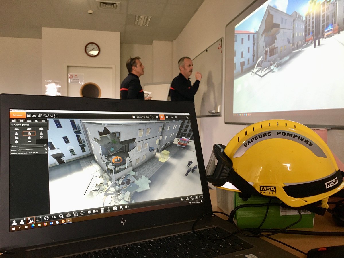 SDMIS69's tweet image. Le @SDMIS69 poursuit son dev. dans la simulation en formation grâce à la réalité virtuelle. Aujourd&apos;hui, c&apos;est la spécialité SD/USAR qui expérimente la technologie sur un stage initial USAR2. 
➡ Obj: valider ce concept pour envisager de futures applications dans cette spécialité