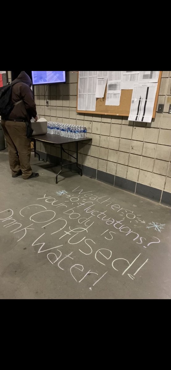 Yarmouth’s friendly reminder that the body needs hydration even with the crazy weather changes! ⁦<a href="/UPSers/">UPSers</a>⁩ ⁦#hydration #upsyarmouth