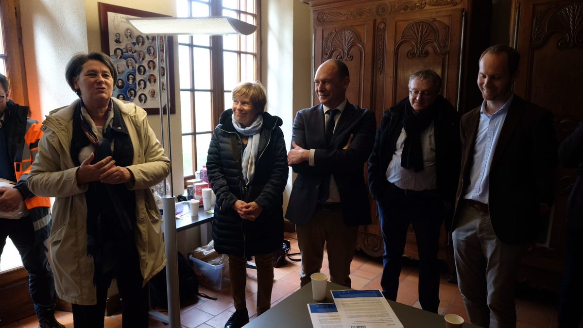 .<a href="/Enedis/">Enedis</a> et le Département de la #Sarthe investissent 4⃣0⃣0⃣ 0⃣0⃣0⃣ € dans l’enfouissement des réseaux électriques ⚡️ à Saint-Marceau. 2⃣ chantiers coordonnés pour mutualiser les dépenses pour la collectivité et réduire l’impact des travaux pour les habitants.🏘️ #servicepublic