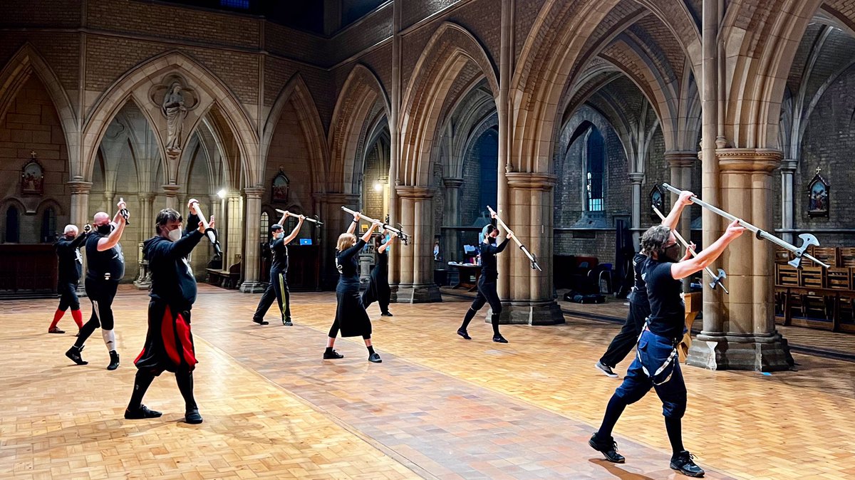 LondonLongsword's tweet photo. Poleaxe in the mixed weapons class. Alex and Robert both helping take drills, before the meat of the evening, which was aptly… tenderising.
Almost the whole session was juicy, succulent freeplay.
BOOP!
https://t.co/sH459sDx8B #polearms #poleaxe #londonlongswordacademy #hurch https://t.co/2AsDm6VJ60
