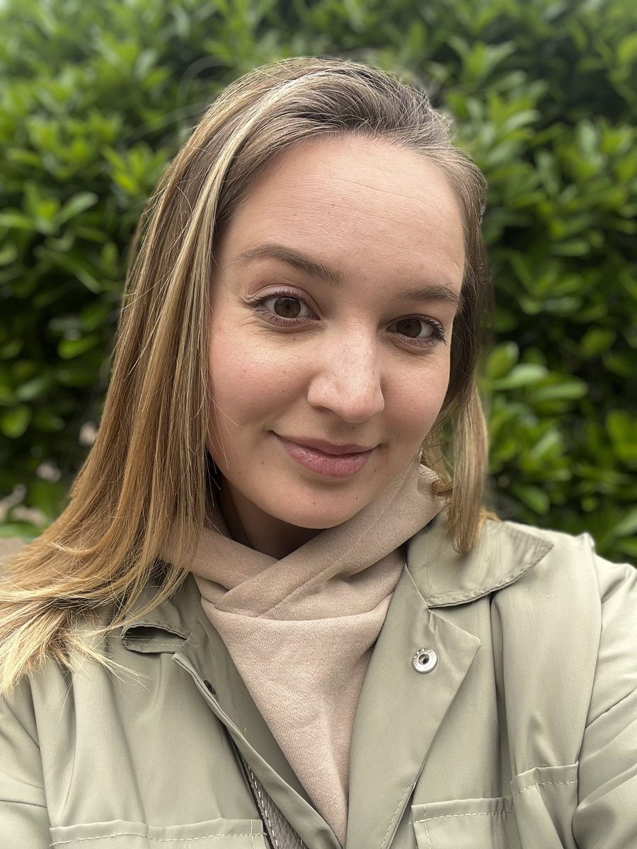 Hello #NFTFam ! 
My name is Nataly😉
I really love creating delicious and beautiful desserts🍪🧁🍰
Every cupcake is made with love and warmth 🥰❤️
And today you will see it!👀
#NFTdrop #NFTart