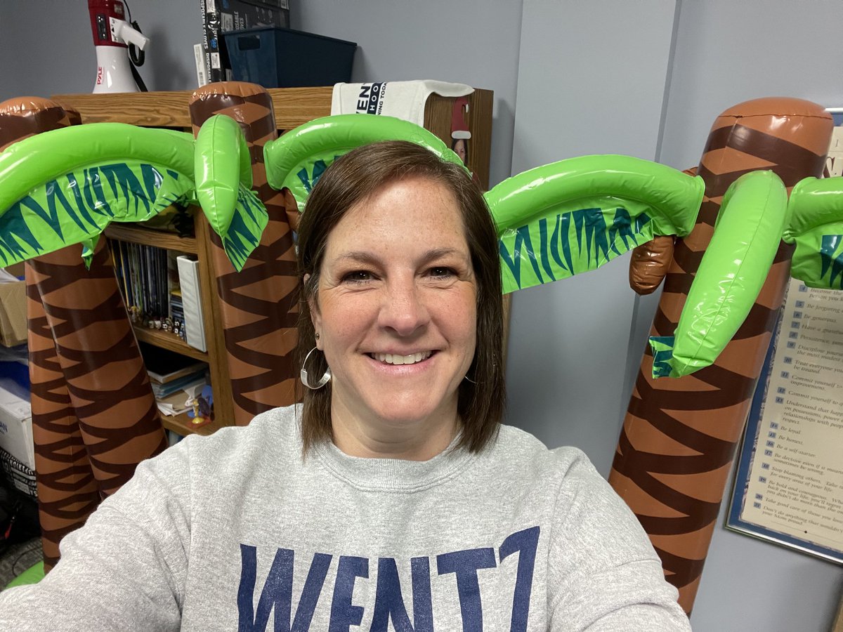 DrKellyMantz's tweet photo. I know that it’s snowing outside but there is a tropical paradise in my office. #BestatWMS https://t.co/9aHor7OLs4