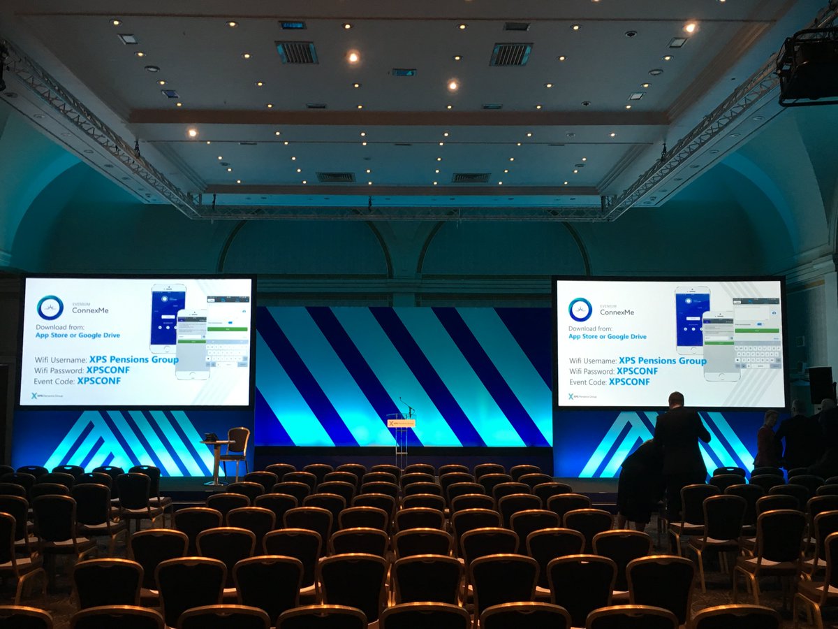 Universal Live tweet media