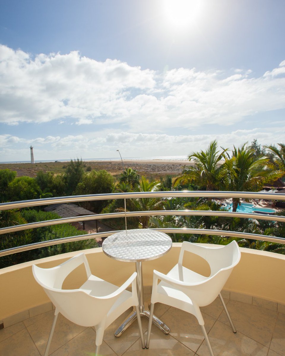 El hotel IFA Altamarena se encuentra en el sur de Fuerteventura, en un entorno único, donde además de tener la playa a pocos pasos del hotel, cuenta con una zona perfectamente adaptada para pasear. ¡No puede estar en un lugar mejor! 💙

👉🏼 bit.ly/3ryWuk6