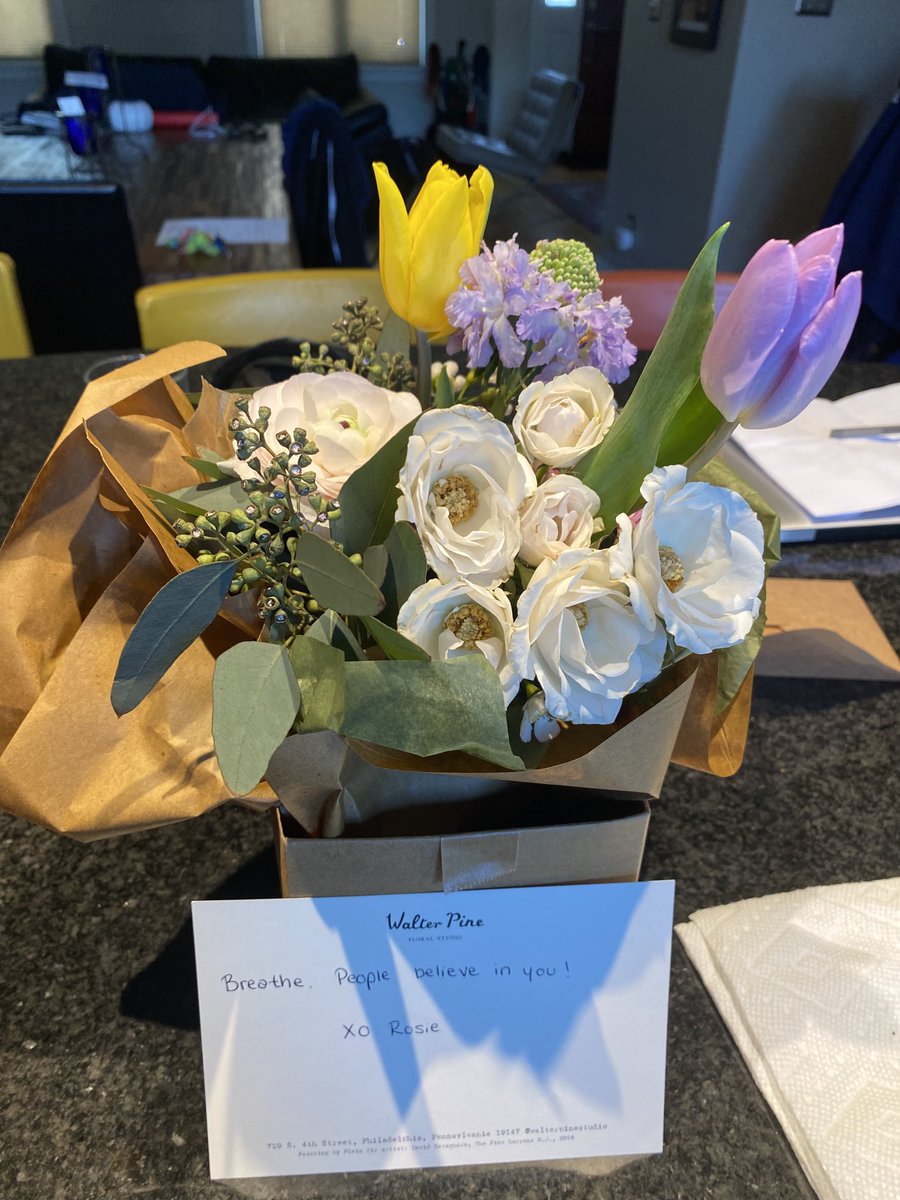 PEMammen's tweet photo. When youโre having a mini meltdown sort of day before a 12 hour overnight in the ED & your a dear friend finds a way to make you smile & feel grateful & loved.
#NotSoBadAfterAll
๐๐ฝ๐๐๐ธโ๏ธโฆ@frasso_rosemaryโฉ https://t.co/dKl9cQecCU