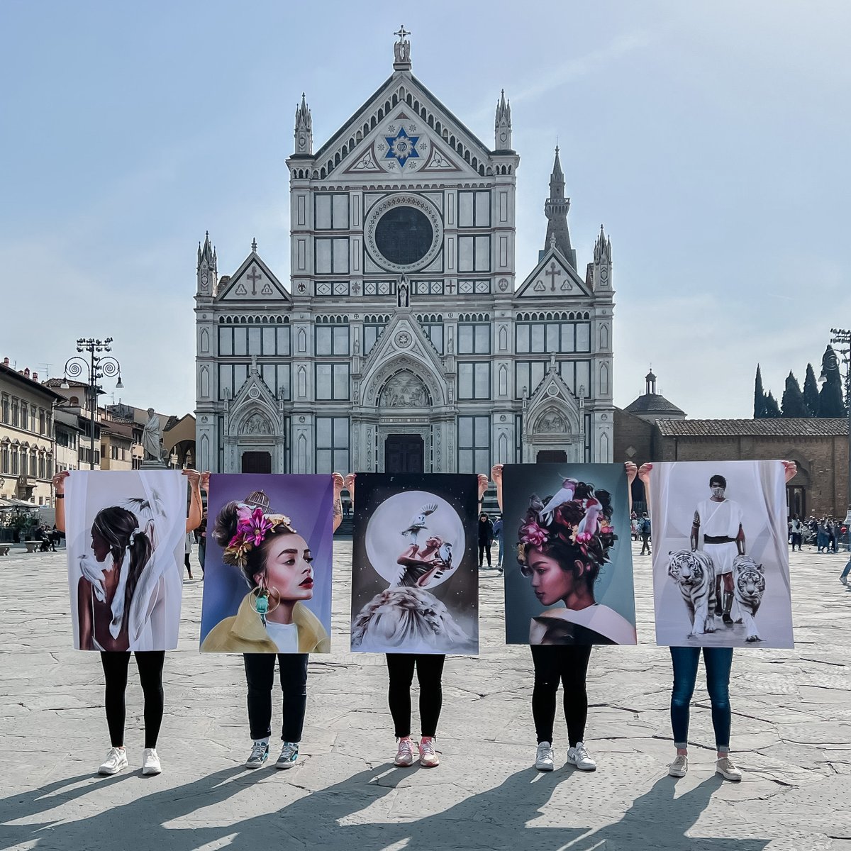 LinnWold's tweet photo. Using Santa Croce in Florence as a back drop for our posters! 😍 https://t.co/lsYBIoVm3c