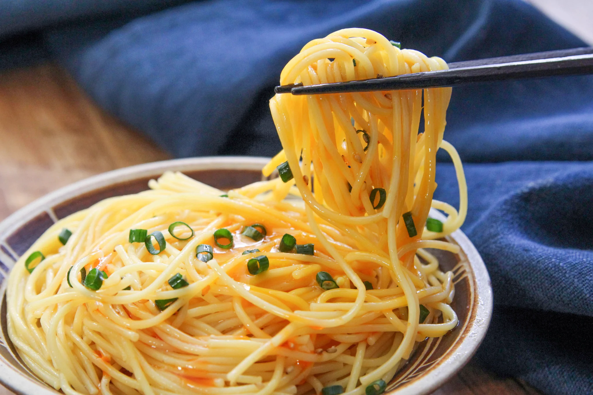 焼きそば用の麺の代わりに、あの食品を使っても美味しく作れる？！パスタを使った「油そば」のレシピ！