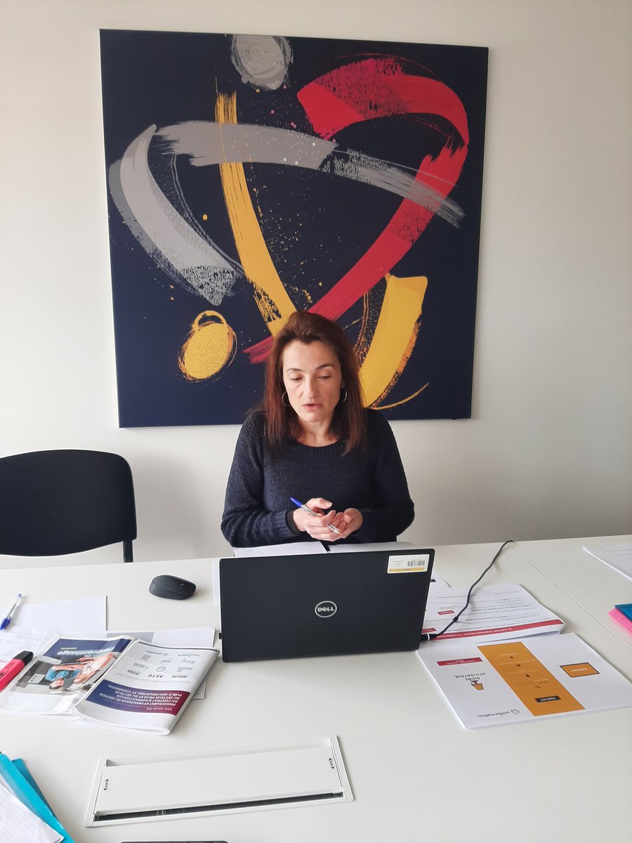 Cath_Burguiere's tweet photo. Dernier événement de la Semaine de l'alternance en Nouvelle Aquitaine, Delphine Bouquey, assistante emploi formation, a animé un webinaire sur la saisie du contrat d'apprentissage, merci aux participants attentifs. https://t.co/qt2QiqC3Fa