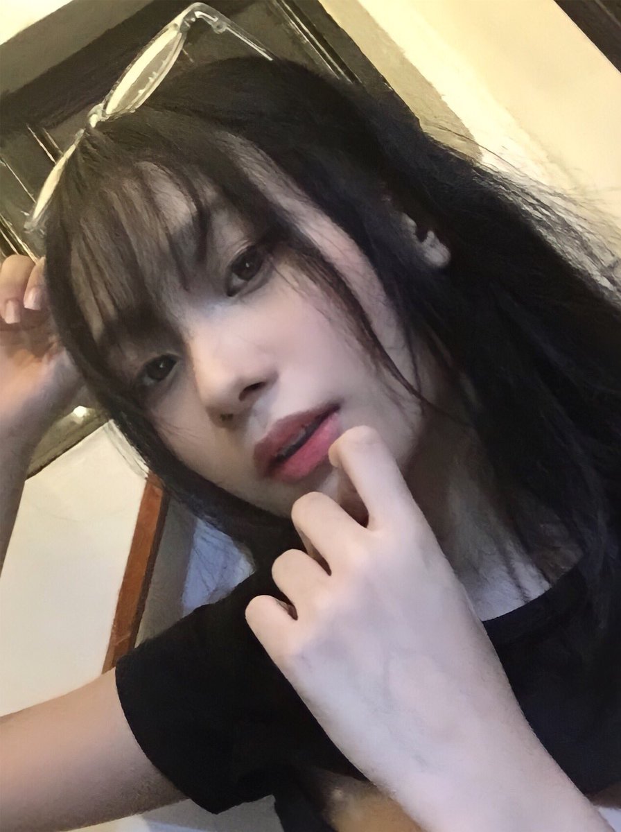 hi ! 

#ENSD #EngeneSelcaDay 
#JAKE <a href="/ENHYPEN_members/">ENHYPEN</a>
