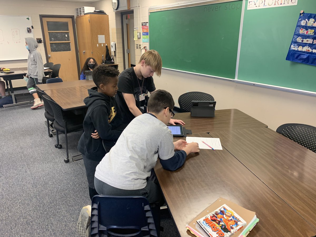 PROJECTEDU_ILC's tweet photo. Loving our Friday @HilliardStation! @HCSD_ILC @theheritagems @memorial_ms https://t.co/dzlhAvJR8D
