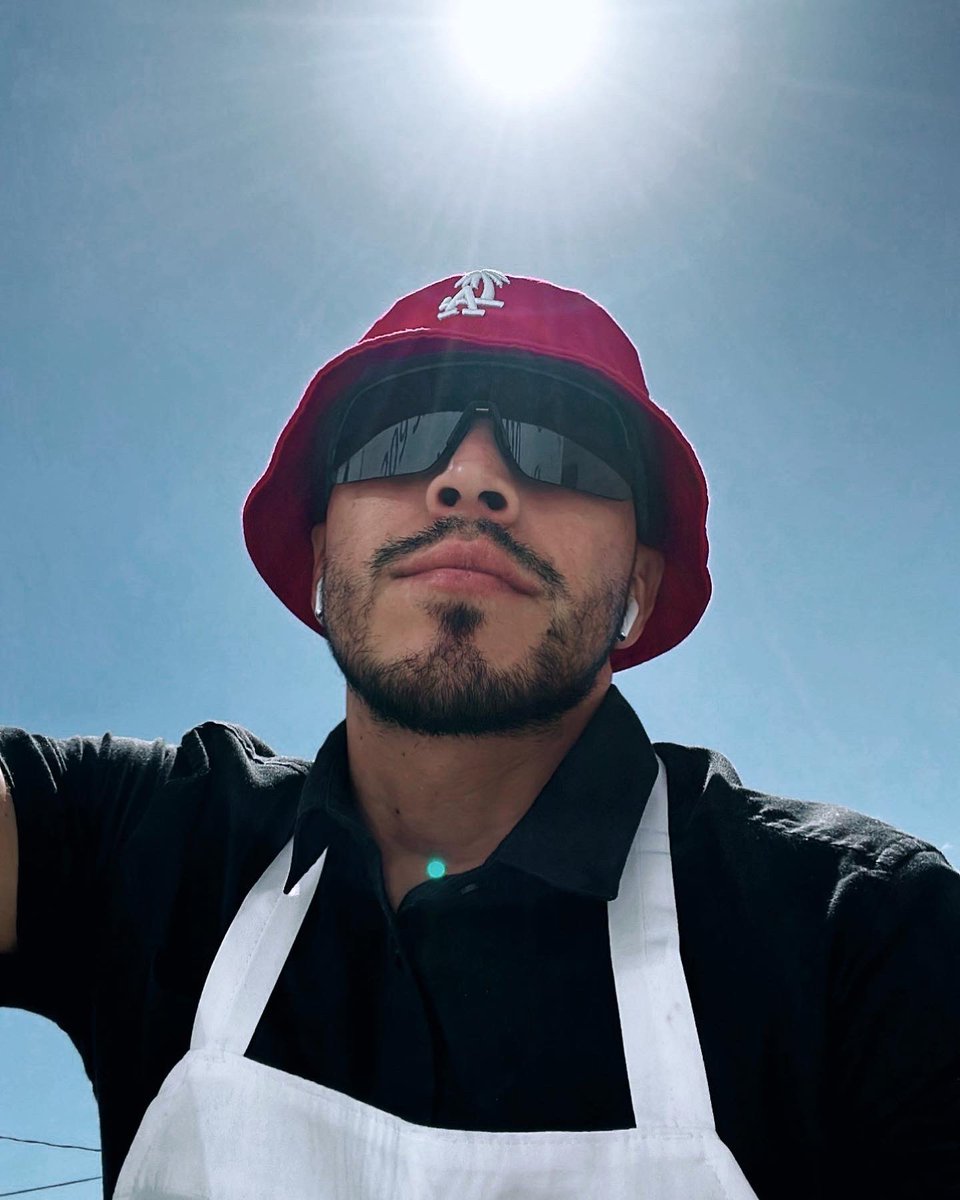JaimesLuna12345's tweet photo. Tu panadero 👨🏻‍🍳 https://t.co/TfZLG9w8ko