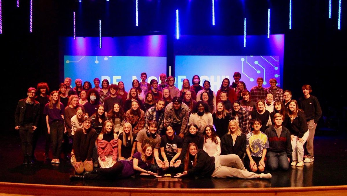 WaukTheatreArts's tweet photo. //upload.status:: 100%

rehearsals((completed))

<performance.sequence.initiated> https://t.co/tTPFglHBvd