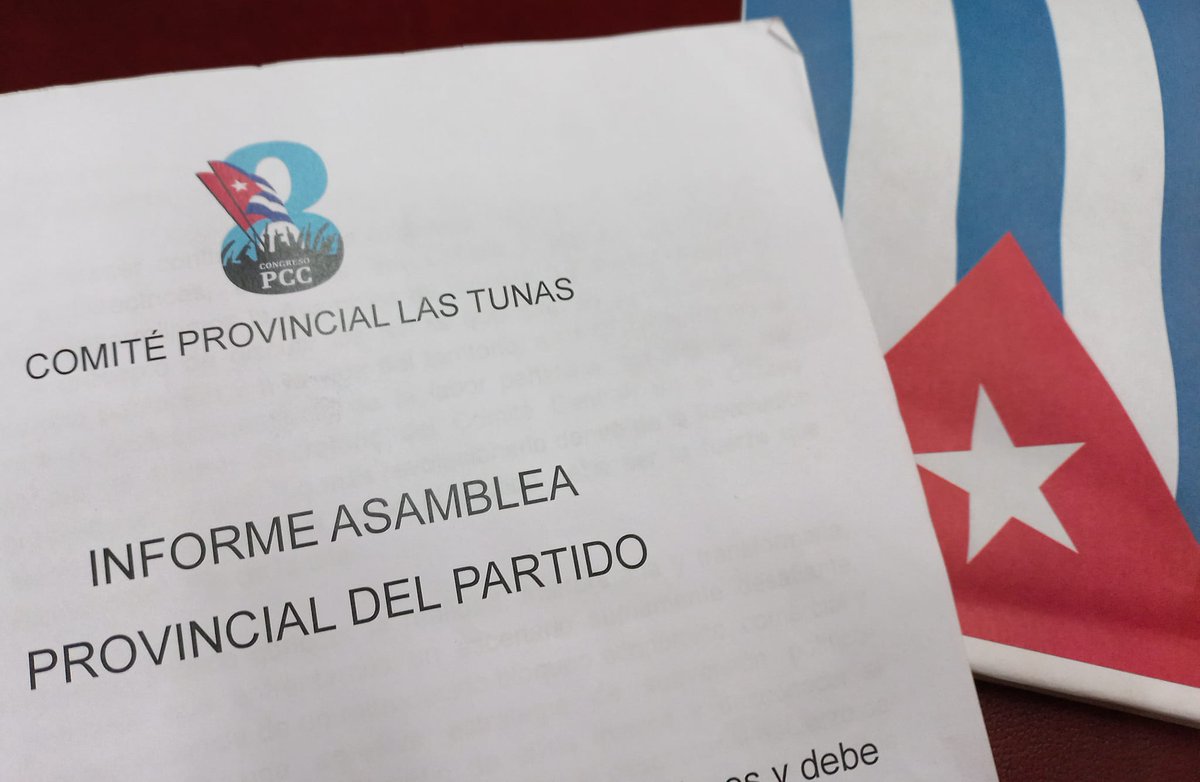 26deLasTunas's tweet photo. José Luis Jomarón también dice: "En unidades productoras aledañas vemos que una tiene buenos resultados y la otra no. Eso, consideró, demuestra falta de análisis profundo desde el núcleo partidista".
#BalancePCC #LasTunas 
#VamosConTodo #PodemosCrecer https://t.co/gQFsZUFaLQ