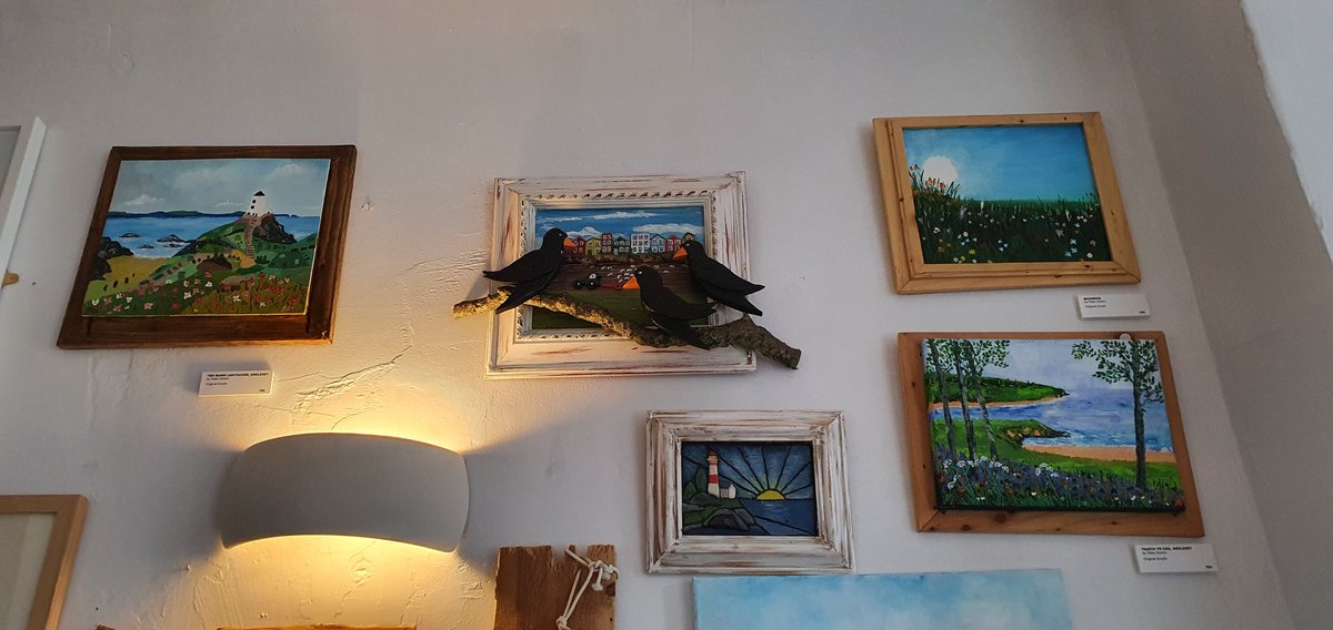 Peter Horton has two new pieces in the Smoke Room at the Duke. 

Love the birds.