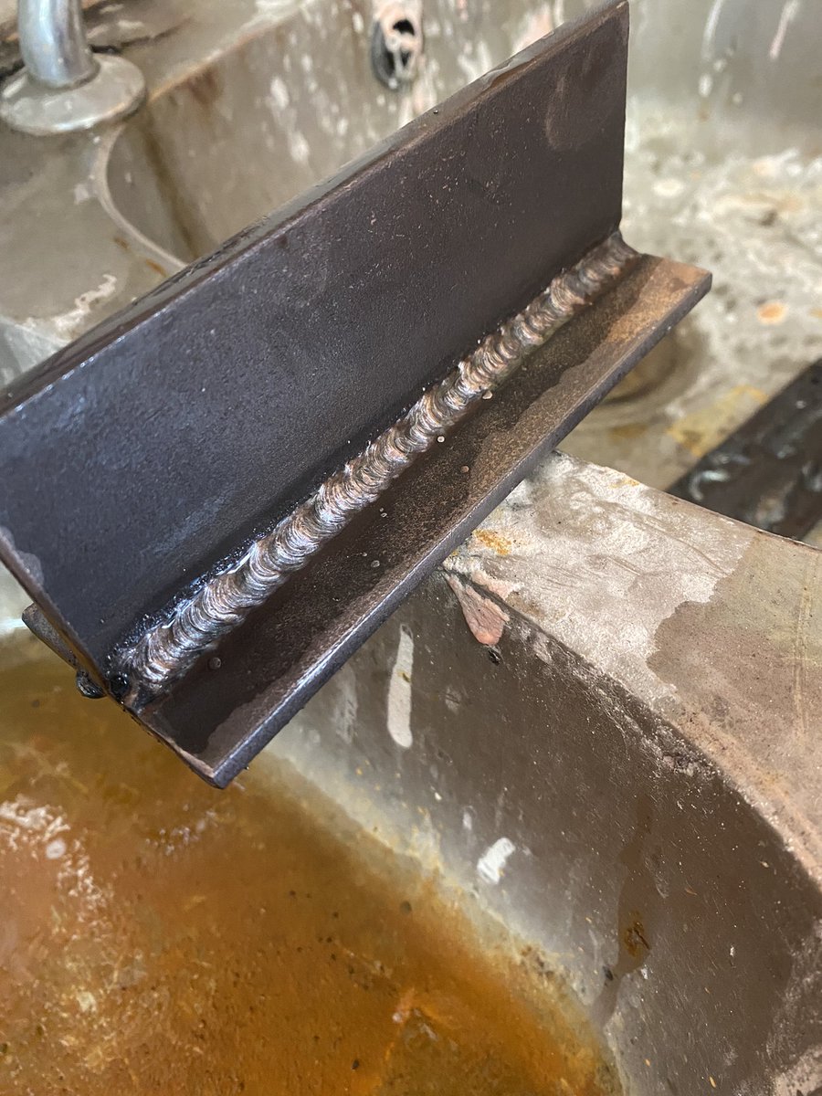CKinsella_Eng's tweet photo. 5th Year Engineering doing a bit of MMA welding in @moylepark this afternoon, future is bright for the fabrication trade 👨‍🏭 https://t.co/K7kdXnqquD