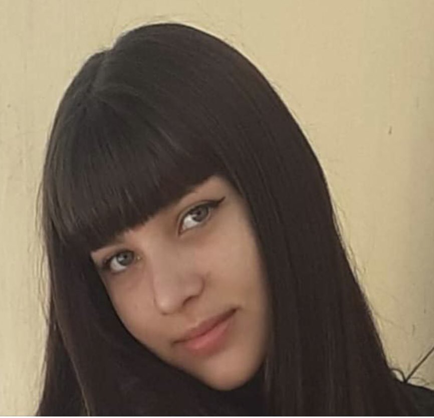 Priscila Emateguy desaparecida en Quilmes Oeste desde ayer jueves.   
Cualquier dato 1540305843, 1571575038, o 50650714.