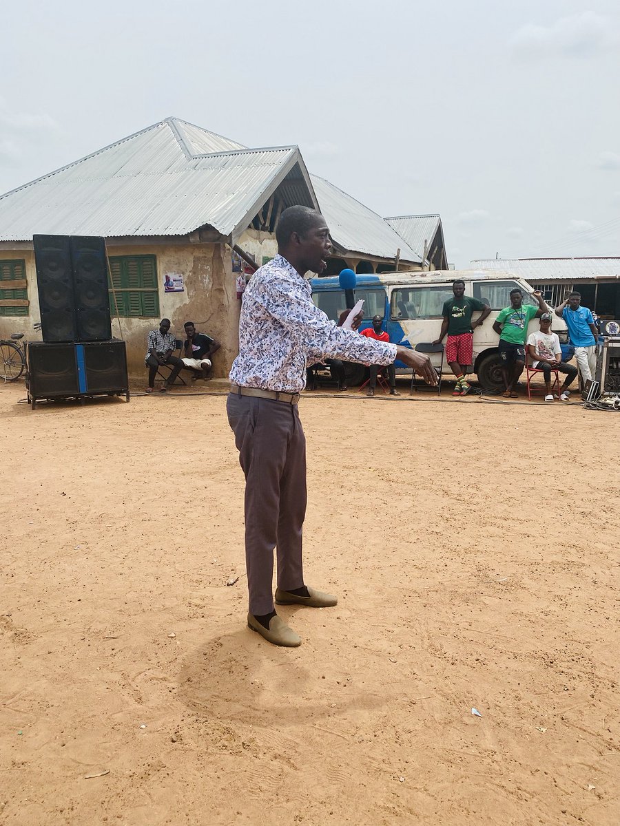 SeneWest's tweet photo. On April 6, 2022, the DCE of Sene West District, Hon. John Nyarba, accompanied by several senior Assembly personnel, visited the Lemu electoral area to connect with citizens and answer issues about their development. @LGSghana @mlgrdgov @GhanaPresidency @moigovgh https://t.co/U5VFWSpfU2