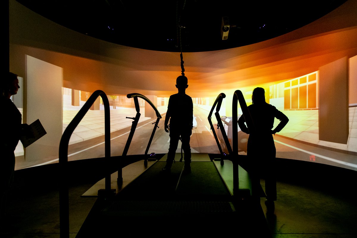 Naambekendheid geven aan DCD, verder onderzoeken en het emotionele welzijn van kinderen met DCD verbeteren. 3 van de vele (circus) doelen die deze week werden gehaald. Het kamp eindigt met een show. En dus ook social media take over. Dank aan het team, de studenten &amp; de kinderen!