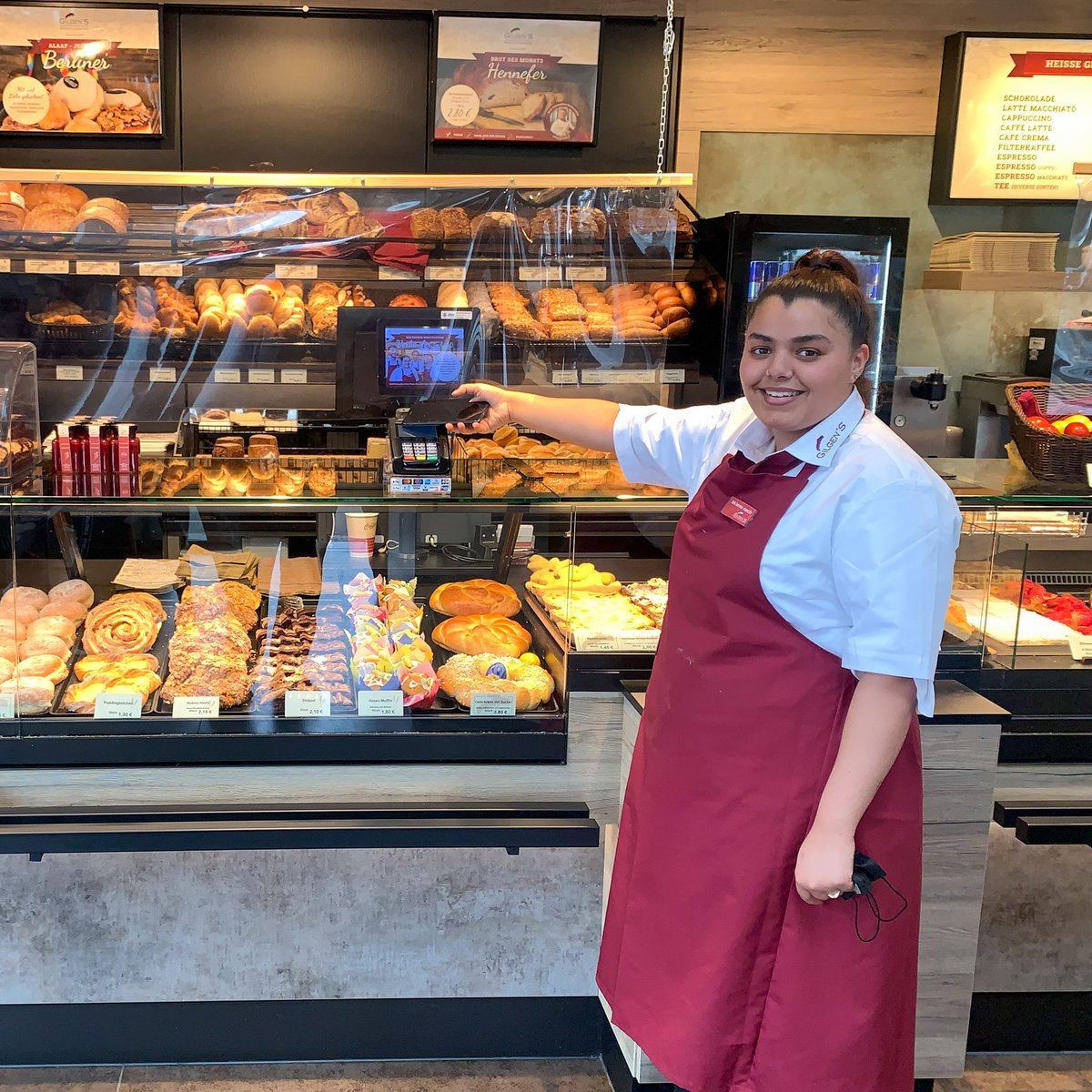 PaymentExpertsD's tweet photo. #Kontaktlos Bezahlen ab dem 1. Cent - jetzt auch bei GILGEN’S Bäckerei (https://t.co/PgIuZMqwUT)  
#Bäcker #Kartenzahlung #Mobilepayment #ab1cent #noCash @girocard #Applepay #Googlepay @MastercardDE @Visa_DE #Dinersclub #Discover #Americanexpress #JCB #UPI @baeckermitkarte https://t.co/uBINKEsIeu