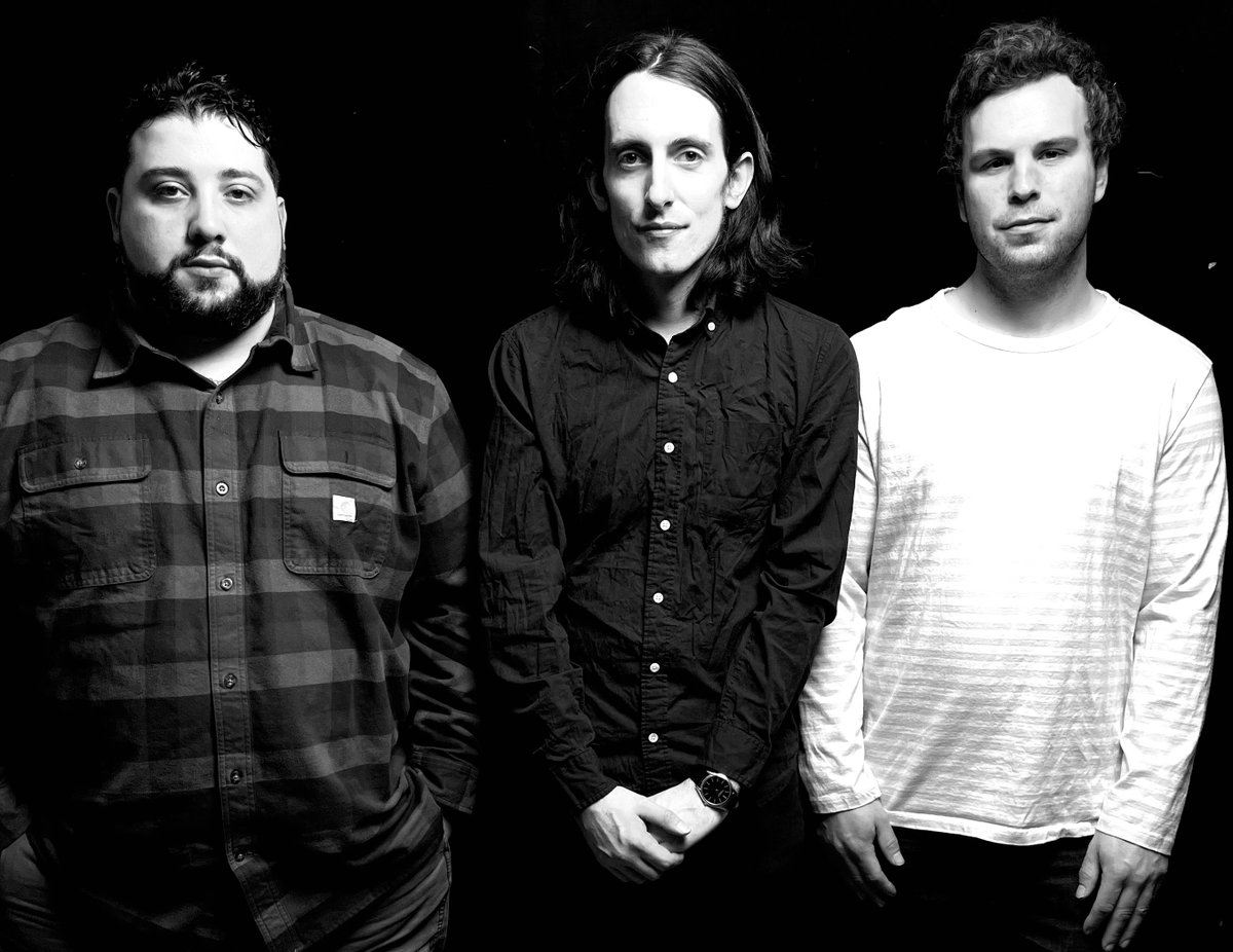 Refresh Records tweet media