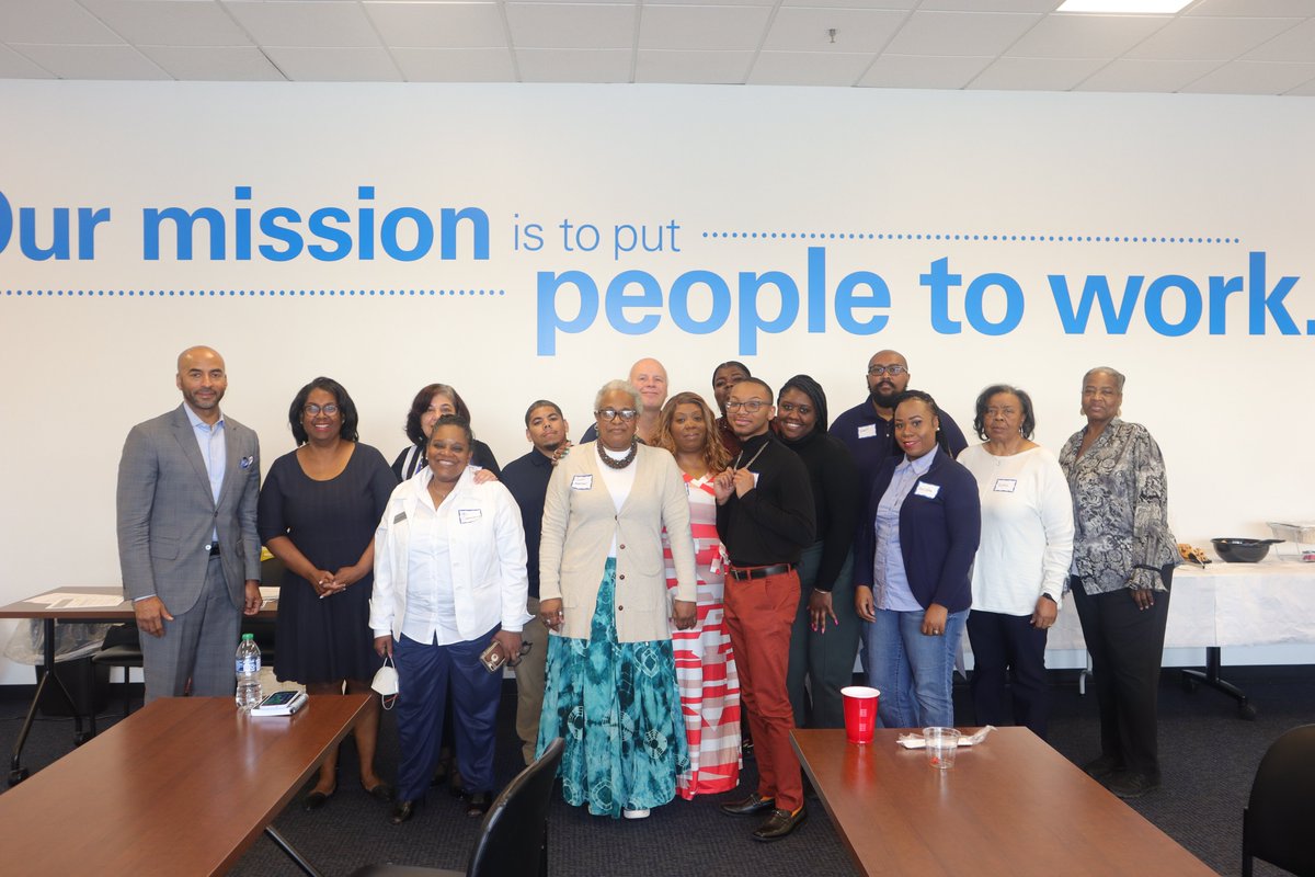 CEOGoodwillNG's tweet photo. It's always a pleasure to meet and converse with employees I don't get to see on a regular basis. I appreciate them for their willingness to discuss their experience at Goodwill with me and I look forward to future conversations.
#BreakfastWithTheCEO https://t.co/fFNzG7fXVi
