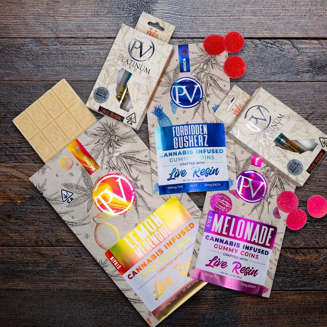 rwbbrands's tweet photo. No matter what you’re in the mood, we’ve got you covered with options from @PlatinumVape Which one are you grabbing? 
$RWB $RWBYF https://t.co/xgc6oIoA9h