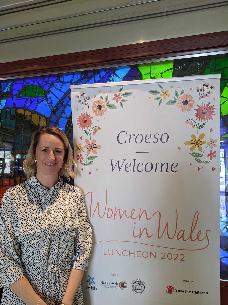 mesimmonds1's tweet photo. Delighted to attend this year's @womeninwales lunch! What a wonderful event. Thank you to the committee for supporting our work in Wales and making it possible to give children the best start in life during their crucial early years. @savechildrencym https://t.co/zUkQNficEB