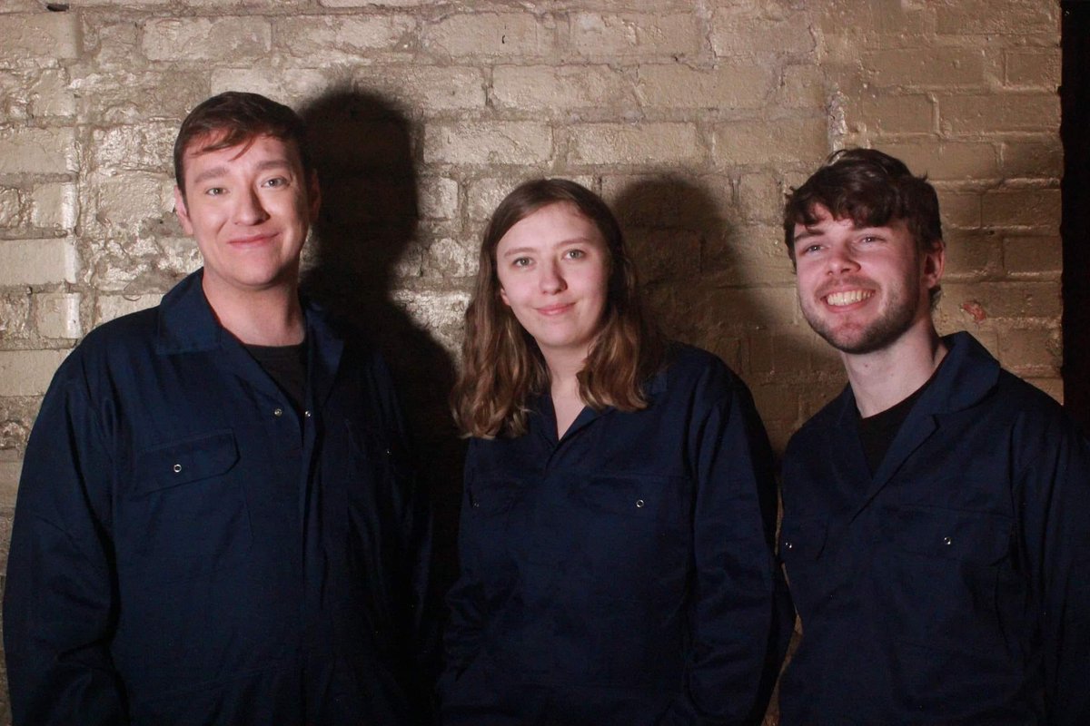 MEET THE COMPANY ✨

Elizabeth Hann (she/her): Artistic Director 🎭

Jacob Bee (he/him): Associate Director 📝 

Peter Lynn (he/him): Musical Director 🎶

See Sprinkle’s #AnimalFarm at <a href="/HopeStTheatre/">Hope Street Theatre</a> 15th &amp; 16th April

🎟s link in bio

#Liverpool #TheatreTwitter #Theatre