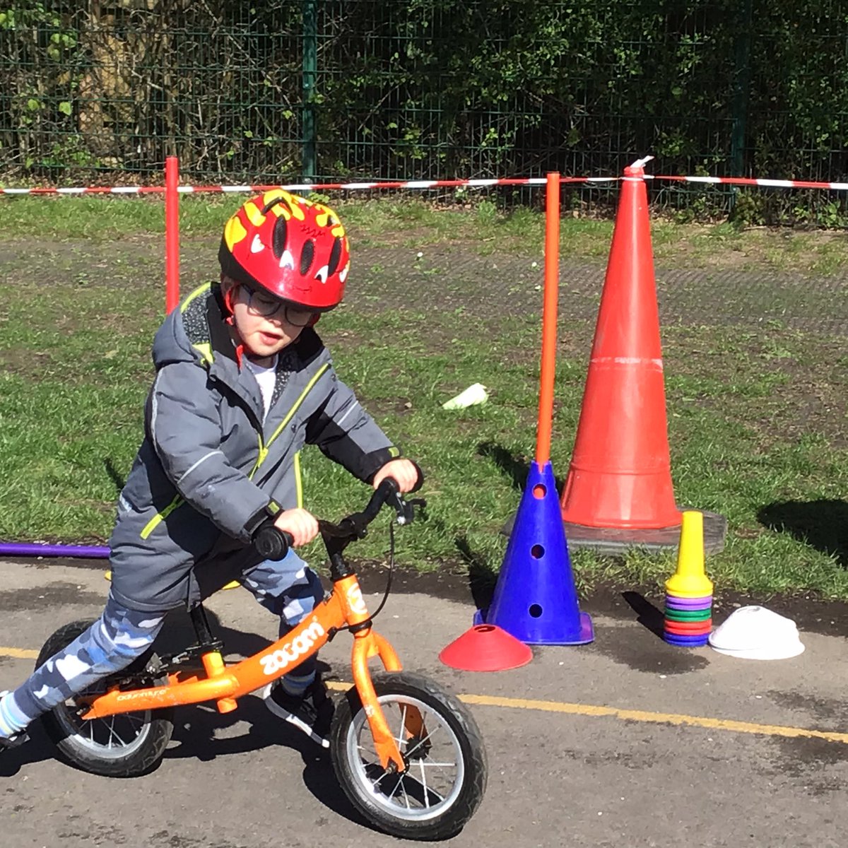 StrettonStMatts's tweet photo. Class R had a great time doing Bikeability. They practised balancing and weaving in and out of the cones. They had the chance to ride a two wheeler bike and they were and all fab. They enjoyed receiving their certificates.#SSM #SSMReception #SSMPhysicaldevelopment https://t.co/x2E1cVWbwJ