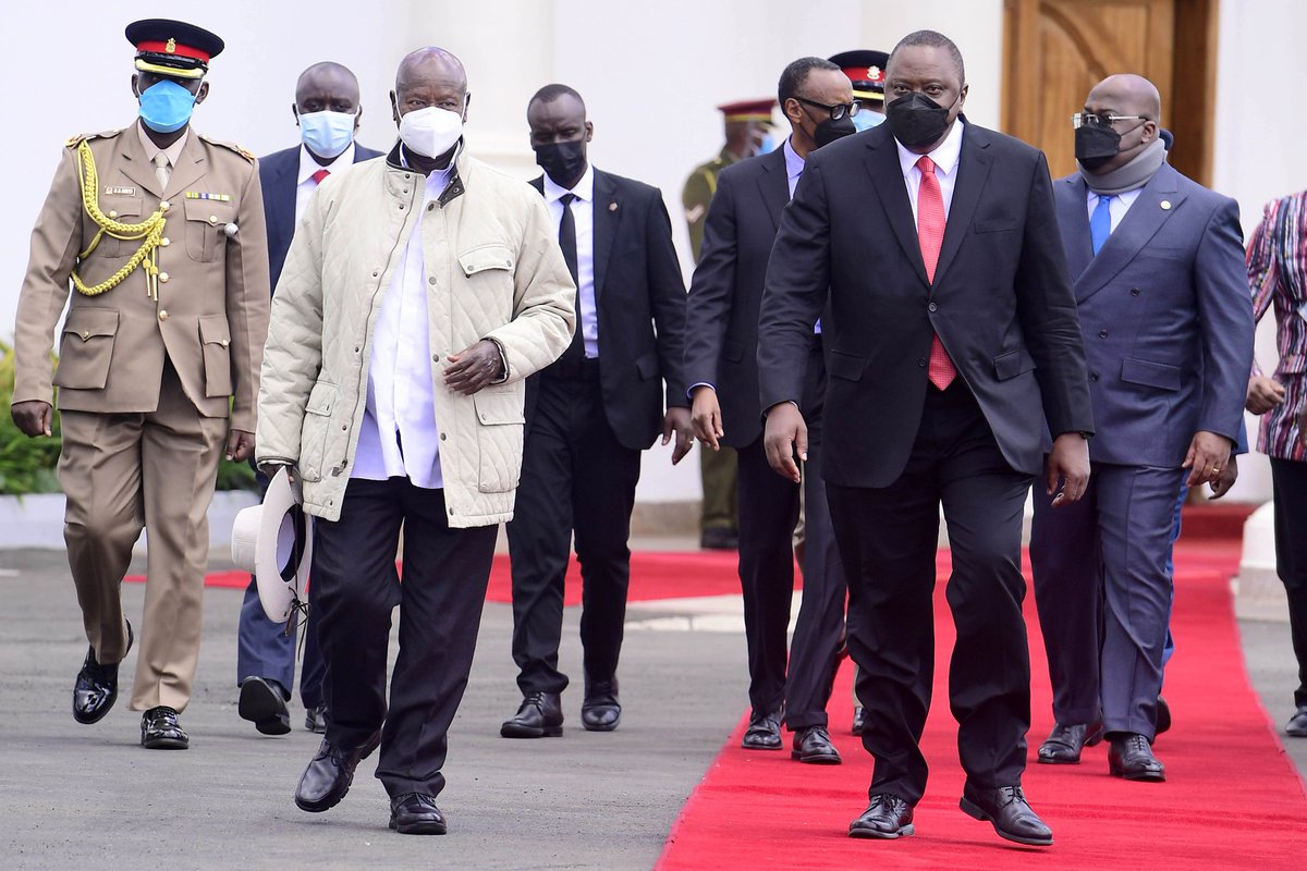 lindahNabusayi's tweet image. .@KagutaMuseveni 
"If there is terrorism in Somalia it affects Kenya, if there is a problem in Uganda it affects Kenya, yet we don’t work together to solve it. The problems are Pan African, they are global, yet we act parochially.’’ #DRCJoinsEAC #StrategicSecurity