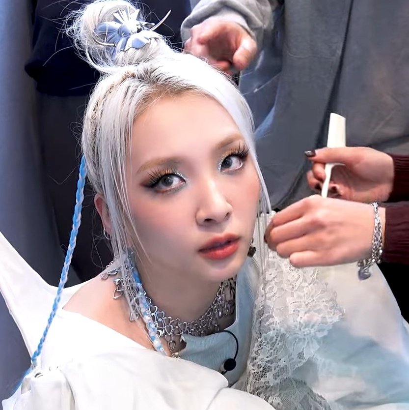 jiwooarchive's tweet photo. i'm in love https://t.co/eW3gC879R5
