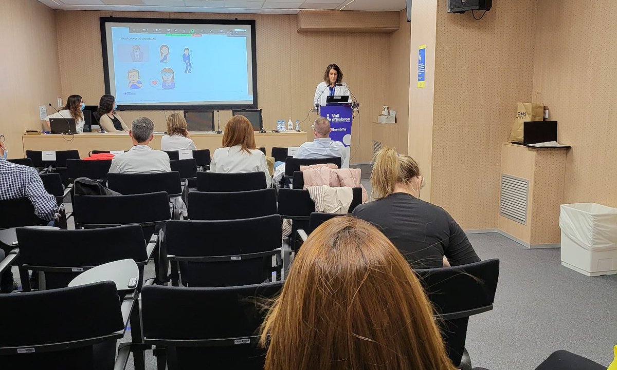 vallhebron's tweet photo. El Servei de Neurologia Pediàtrica de #VallHebron i l'associació @aludme celebren una reunió d'especialistes, pacients i familiars per parlar dels últims avanços en el tractament i la investigació de la distonia i per resoldre dubtes sobre els problemes de salut més importants. https://t.co/nJNDWNE60z