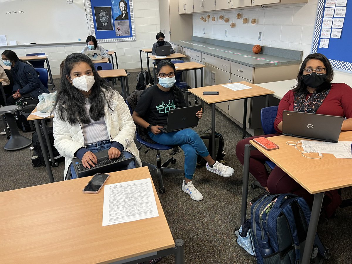 Girls Who Code NHS tweet media