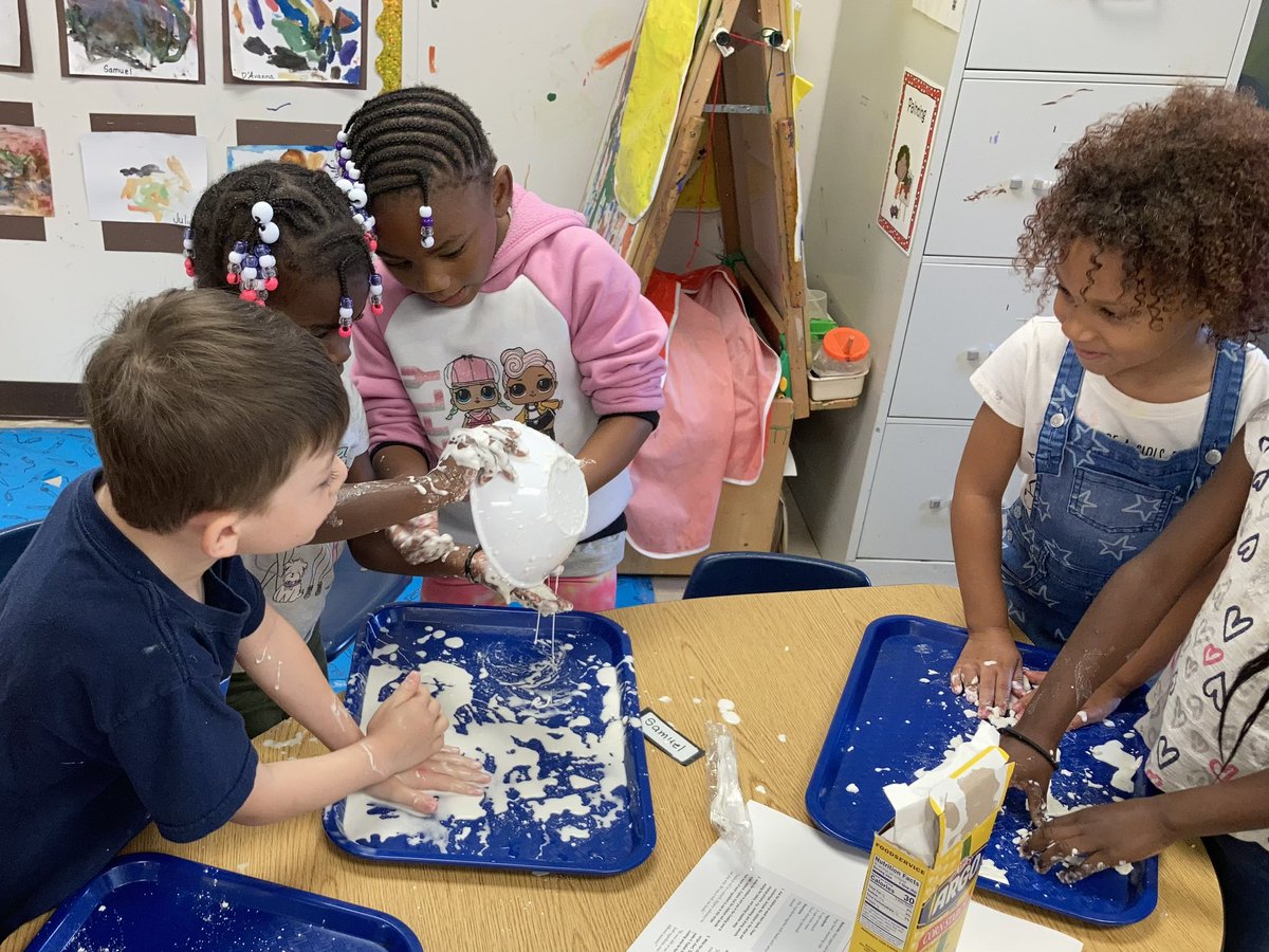 PolkPreK's tweet photo. Hands on learning with our Water Study. Children at Garner Elementary Head Start are using water to make Oobleck. #HeadStartWorks https://t.co/fZOCUjcHOe
