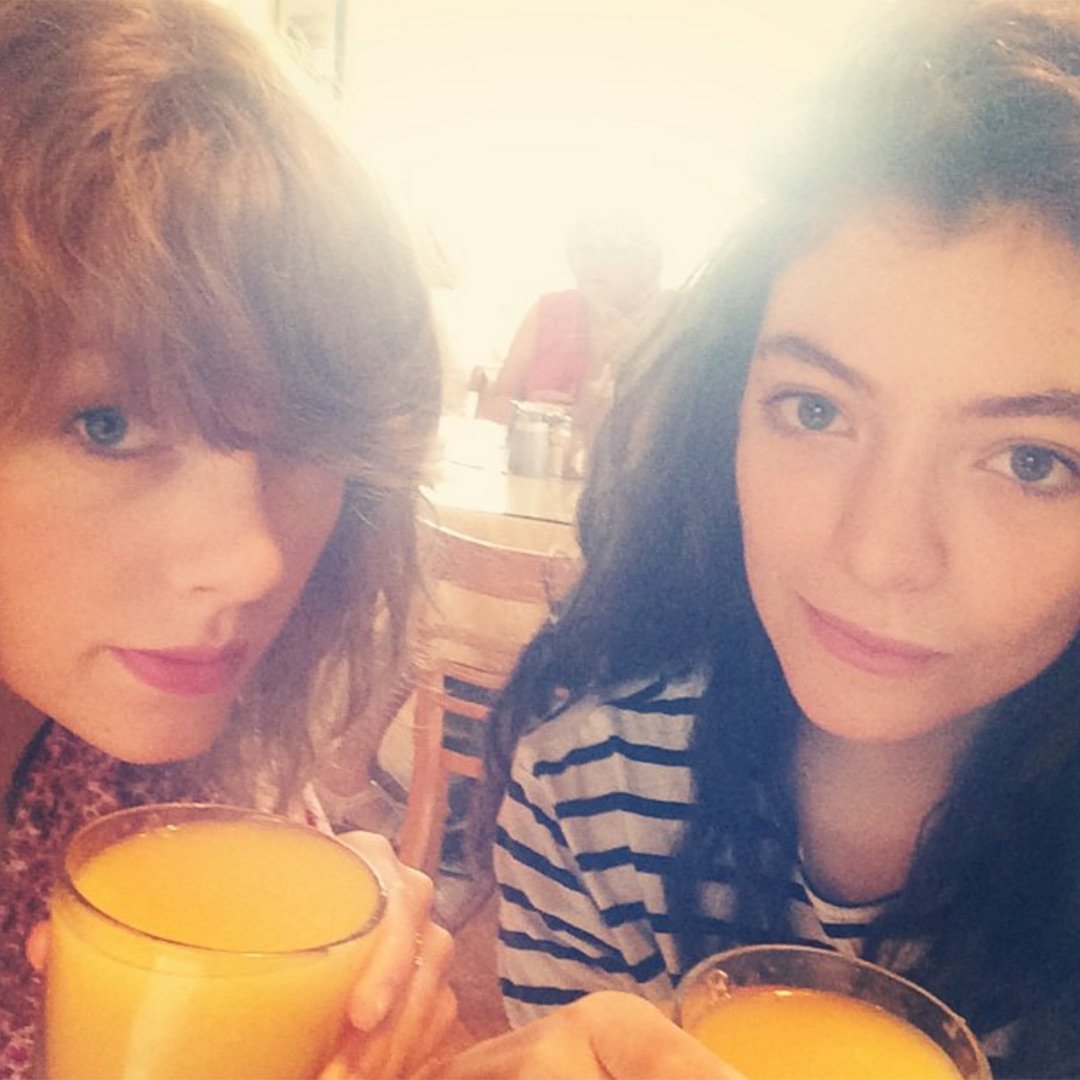 krizsp's tweet photo. Taylor Swift and Lorde look stunning in new photo posted to Instagram alongside a cryptic message. 

"Not alot going on at the moment"  👀 https://t.co/Au7yLvr8DS