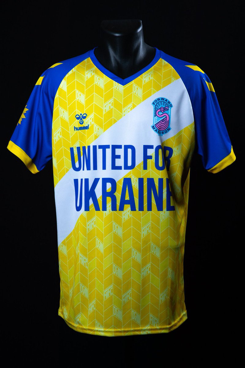 TheKitmanUK's tweet photo. #Kitnews from USL League 1 as @ForwardMSNFC have released a special Ukraine Relief kit made by @hummelUSA. πΊπ¦β½οΈπ
100% of proceeds from shirt sales will go to @UNICEF for Ukrainian relief. ππ»
https://t.co/WzENbqBRBD
#ForwardMadisonFC #ForwardMadison #Hummel #UnitedForUkraine https://t.co/ToB9TBmyo1